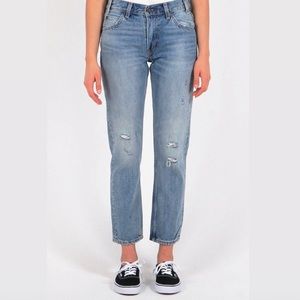 Levi’s 505 orange tab high-waisted medium-wash distressed jeans. 💙